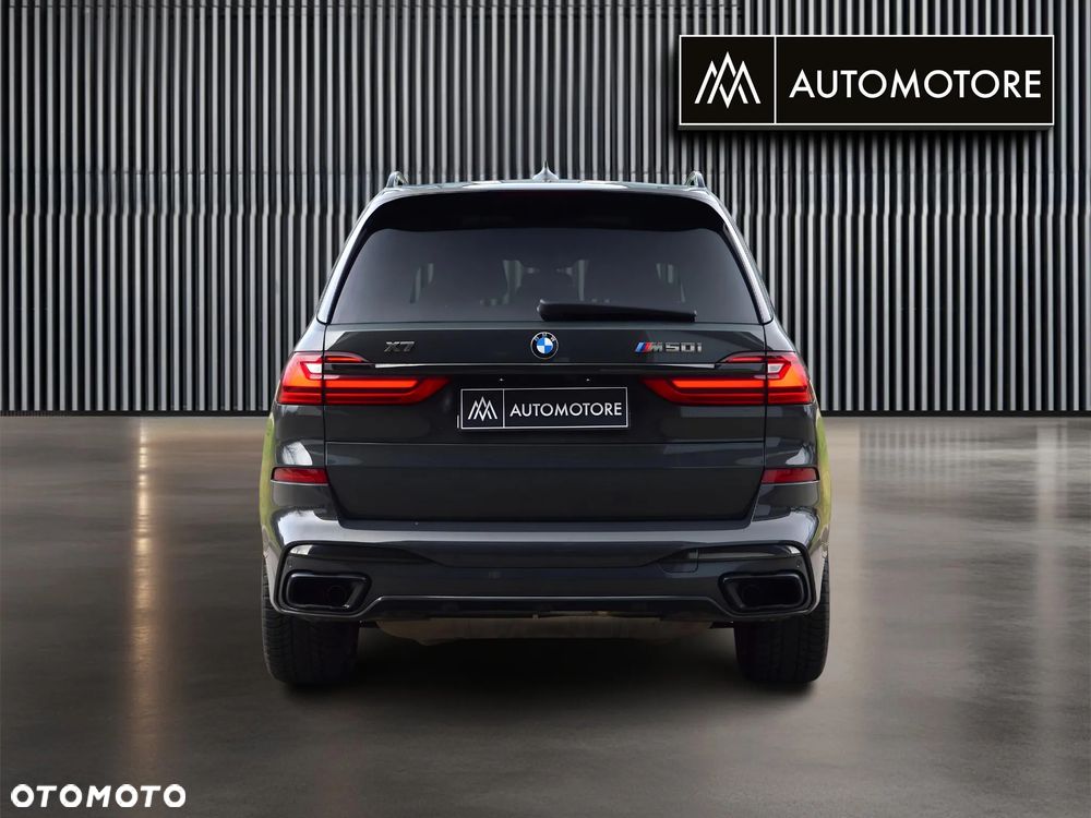 BMW X7 M50i - 8