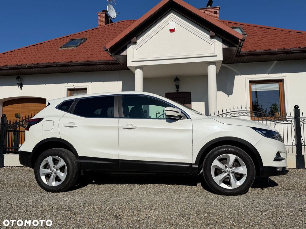 Nissan Qashqai - 11