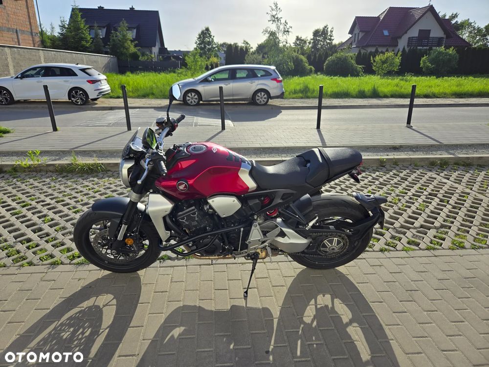 Honda CB - 4