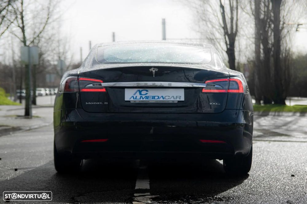 Tesla Model S 100D - 19