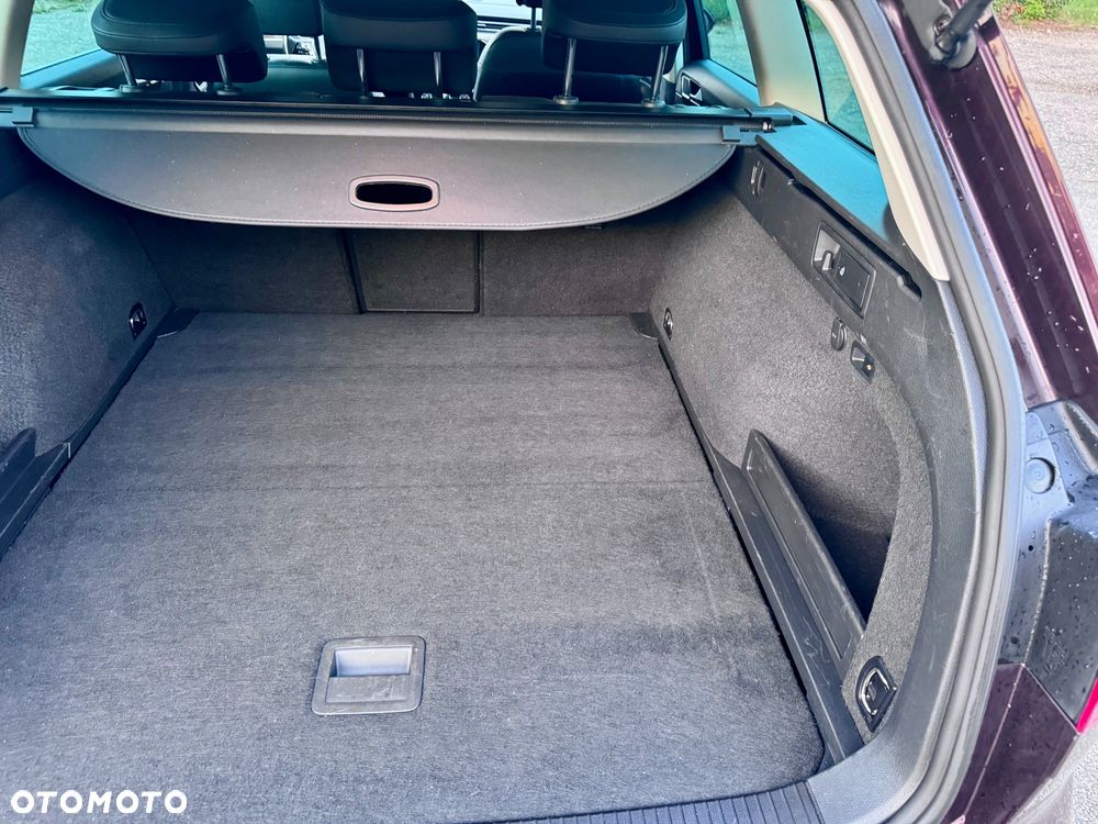 Volkswagen Passat - 40