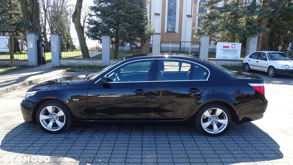 BMW Seria 5 525d - 5