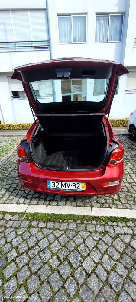Chevrolet Cruze 1.6 LT - 3
