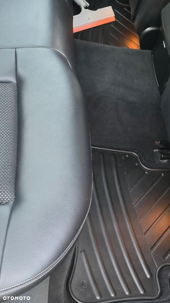 Mercedes-Benz Klasa E 200 7G-TRONIC Avantgarde - 12