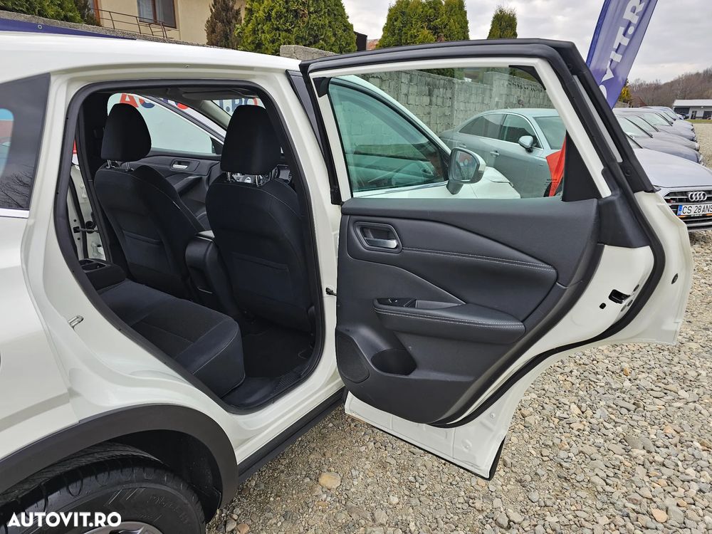 Nissan Qashqai 1.3 DIG-T MHEV Tekna - 32