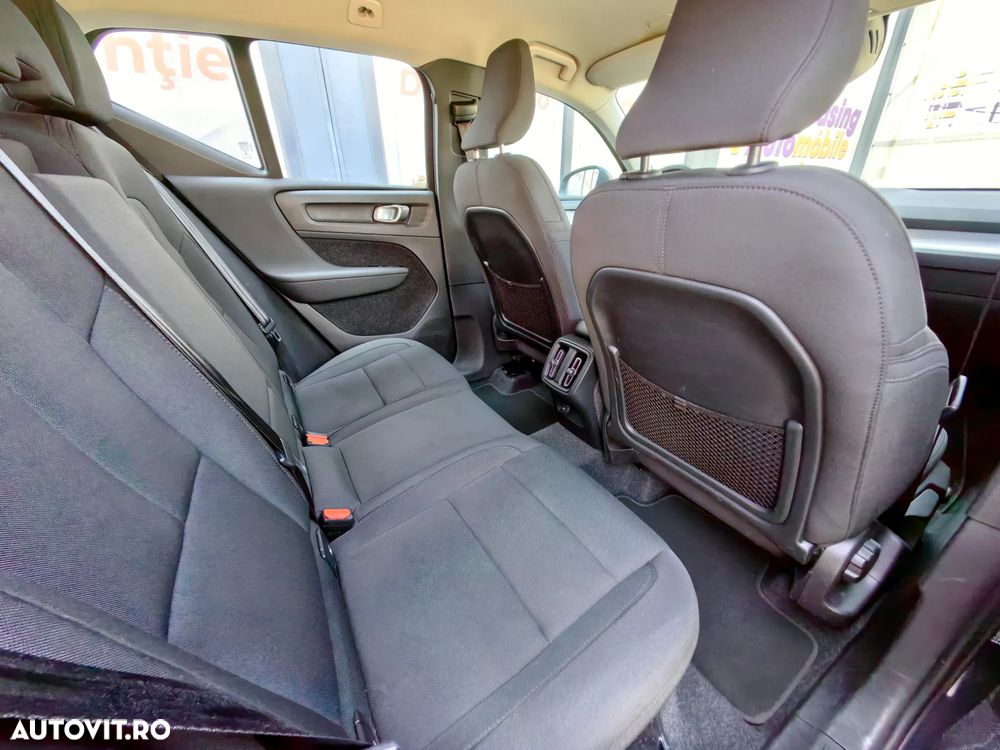 Volvo XC 40 T2 AT8 Momentum - 19