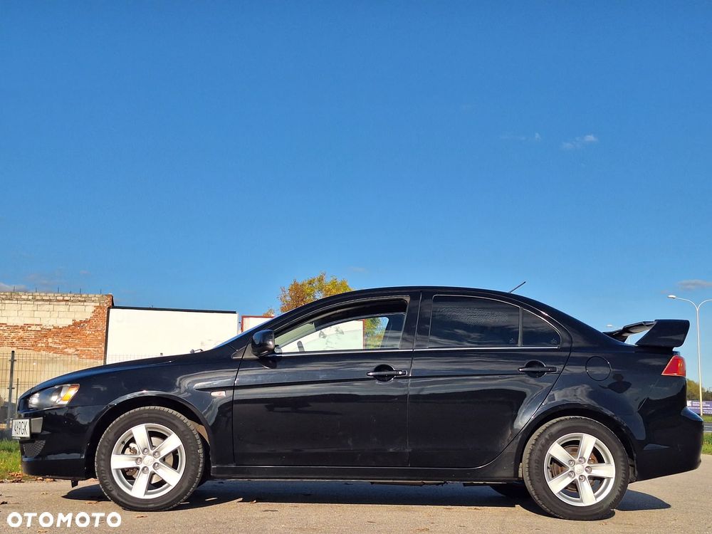 Mitsubishi Lancer 1.8 Invite - 8