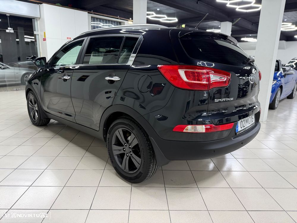 Kia Sportage 1.7 CRDI ISG LX - 9