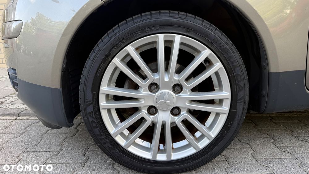 Mitsubishi Colt 1.3 Inform Cleartec - 4