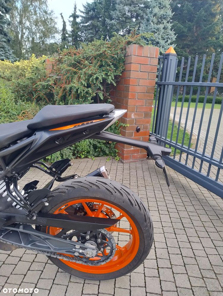 KTM Duke 125 - 11