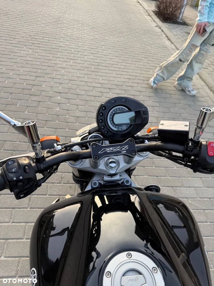 Yamaha FZ6 - 2