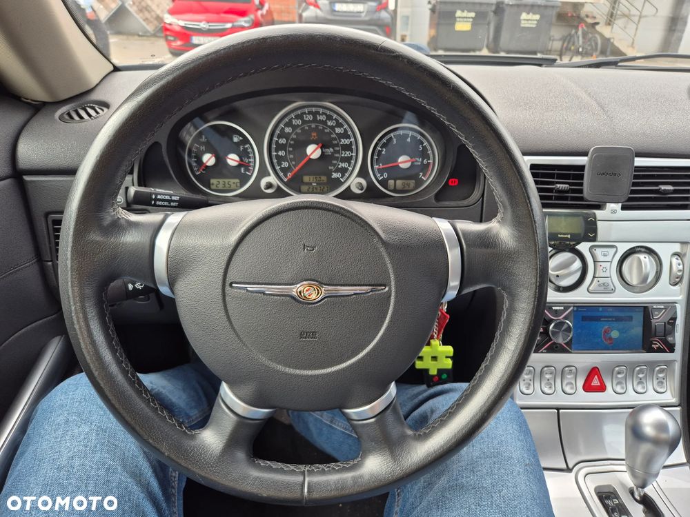 Chrysler Crossfire Standard - 7