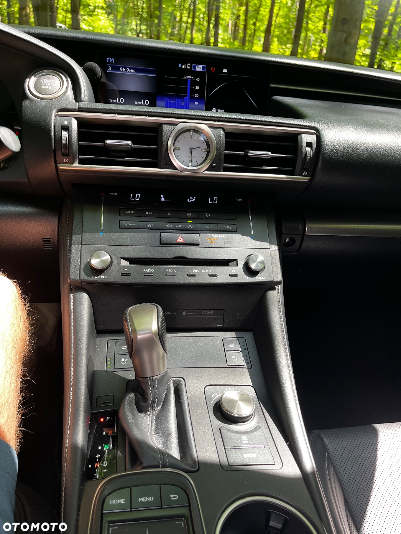 Lexus RC - 13