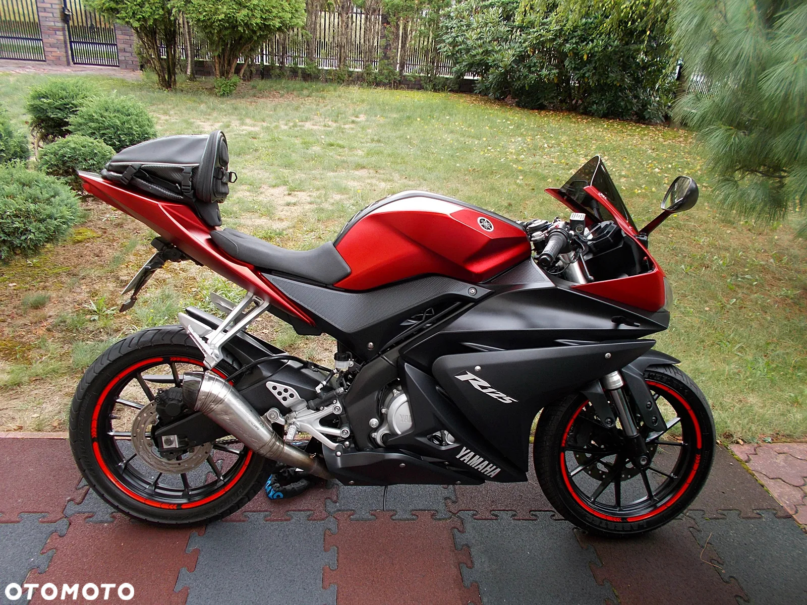 Yamaha YZF - 13