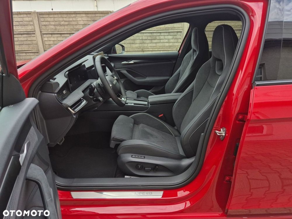 Skoda Superb 2.0 TSI Sportline DSG - 19