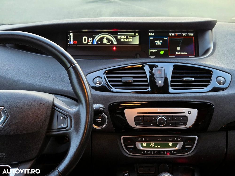 Renault Grand Scenic 1.6 dCi Stop&Start Energy Privilege - 20