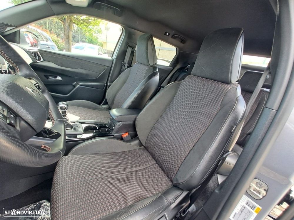 DS DS3 Crossback PureTech 100 PERFORMANCE LINE - 11