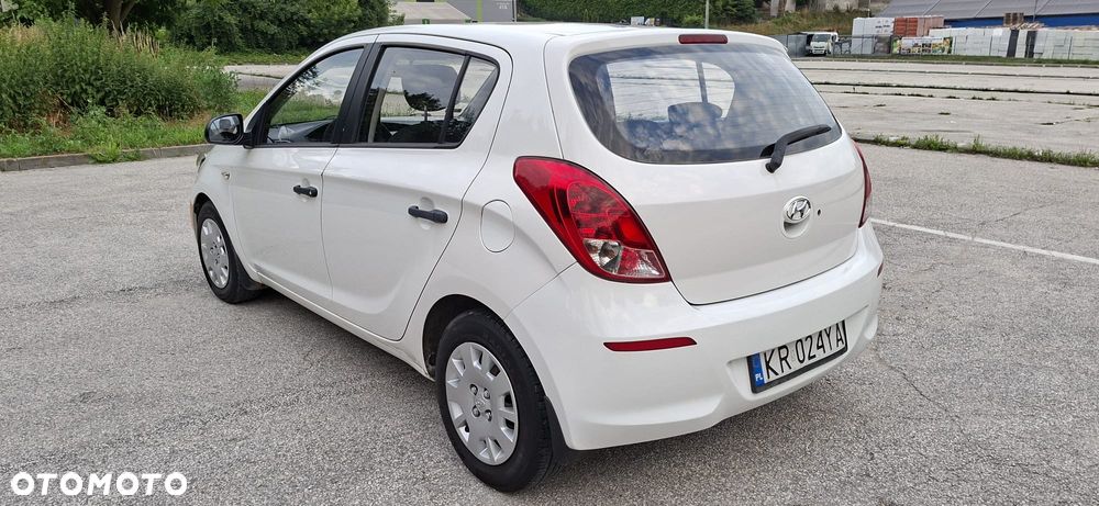 Hyundai i20 1.25 Classic + - 6