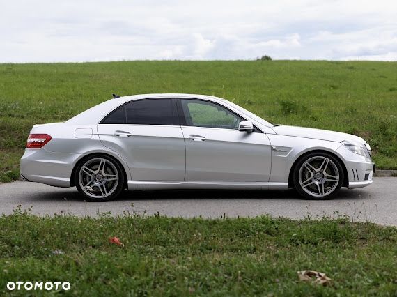 Mercedes-Benz Klasa E 63 AMG AMG Speedshift 7G-MCT - 3