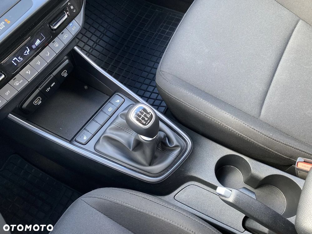 Hyundai i20 1.2 Modern - 18