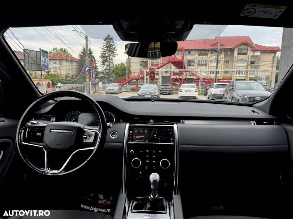 Land Rover Discovery Sport - 8
