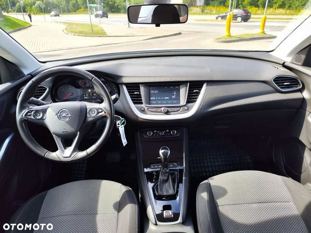 Opel Grandland X 1.2 T GPF Design Line S&S - 12