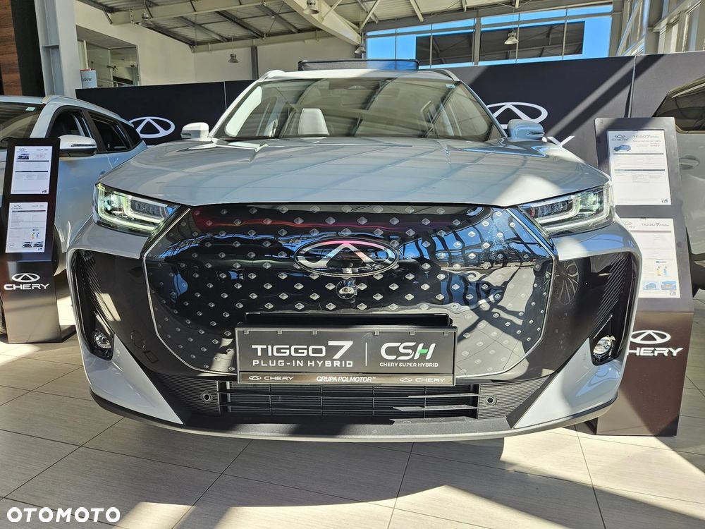Chery Tiggo 7 1.5 T-GDI Super Hybrid Prestige DHT - 8