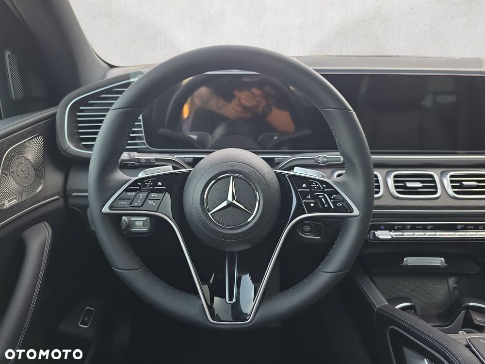 Mercedes-Benz GLE - 15