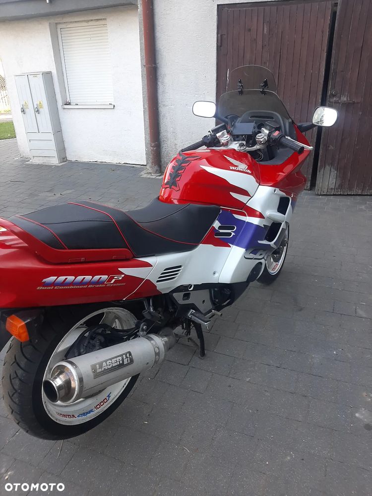 Honda CBR - 4