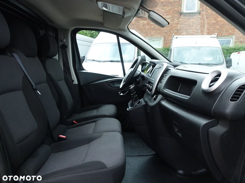 Renault Trafic L1H1 2.0 120KM 3-osobowy MAŁY PRZEBIEG - 8
