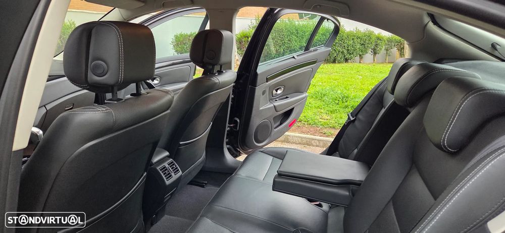 Renault Laguna 2.0 dCi Initiale Aut. - 23