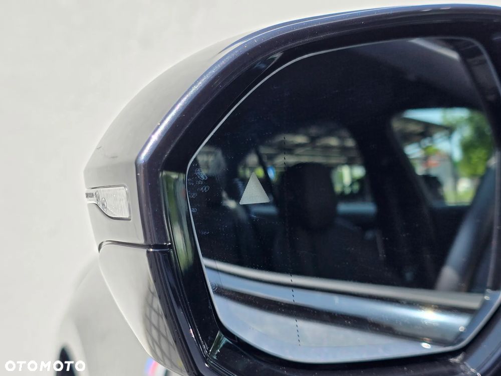 BMW Seria 5 520d xDrive - 13