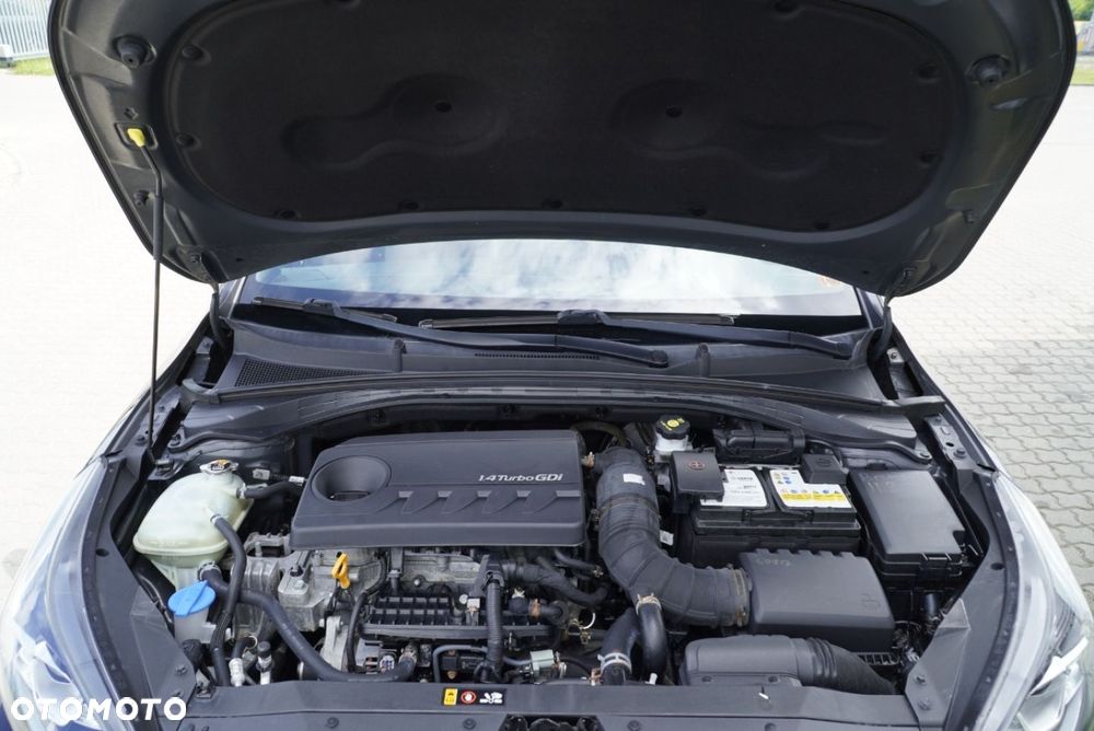 Kia Ceed 1.4 T-GDI DCT OPF GT Line - 28