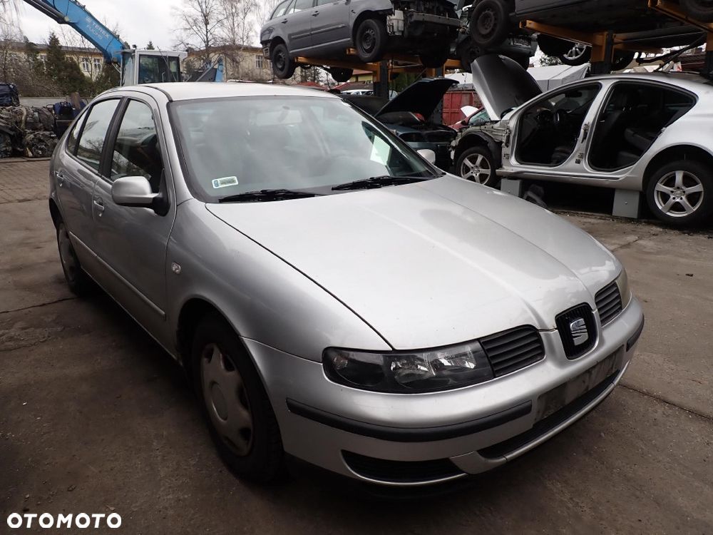 CZĘŚCI - Seat Leon I 1,9 TDI 90KM ALH FILM HB 5D 5B EGR lakier LS7N L57N 2002r. INDEX - 9962 - 3