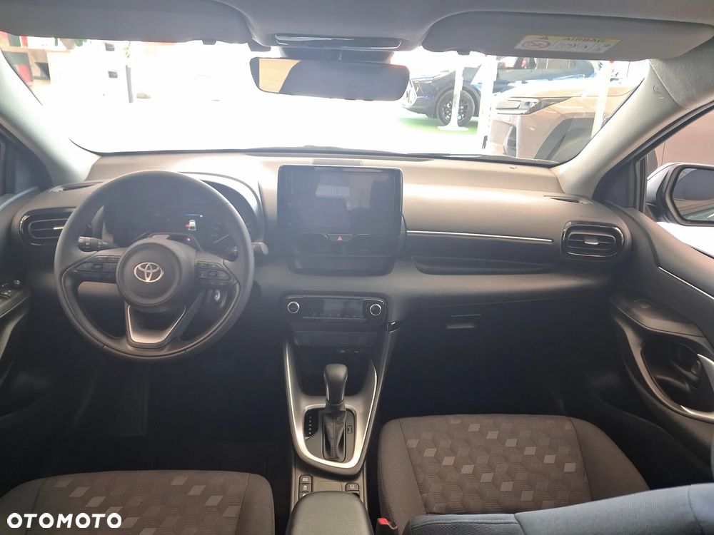 Toyota Yaris - 9