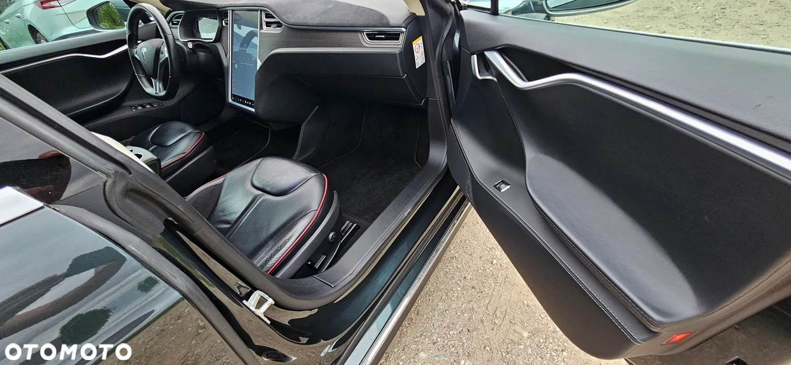 Tesla Model S 85 - 17