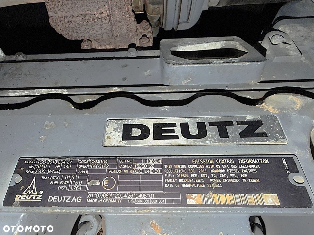 Atlas Copco XAHS 186 Kompresor Śrubowy sprężarka 11 m3. Regulacja ciśnienia bar 10. Chłodnica Cyklonowa Osuszacz! Silnik DEUTZ 150 KM. Potężna moc. 2014 rok 2173 mtg. Sprowadzony z Norwegii! Dokumenty do Rejestracji jako pojazd. Maszyna jak Nowa z Salonu!! - 8