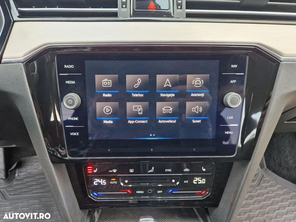 Volkswagen Passat 2.0 TDI DSG 4Mot Highline - 13