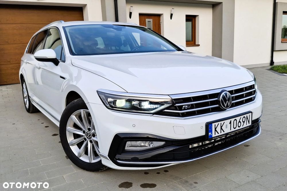 Volkswagen Passat Variant 2.0 TDI SCR DSG 4Motion Elegance - 1