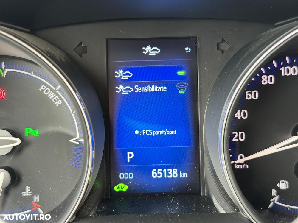 Toyota C-HR 1.8 HSD 122 CP 4x2 CVT C-ult Style bi-tone - 17