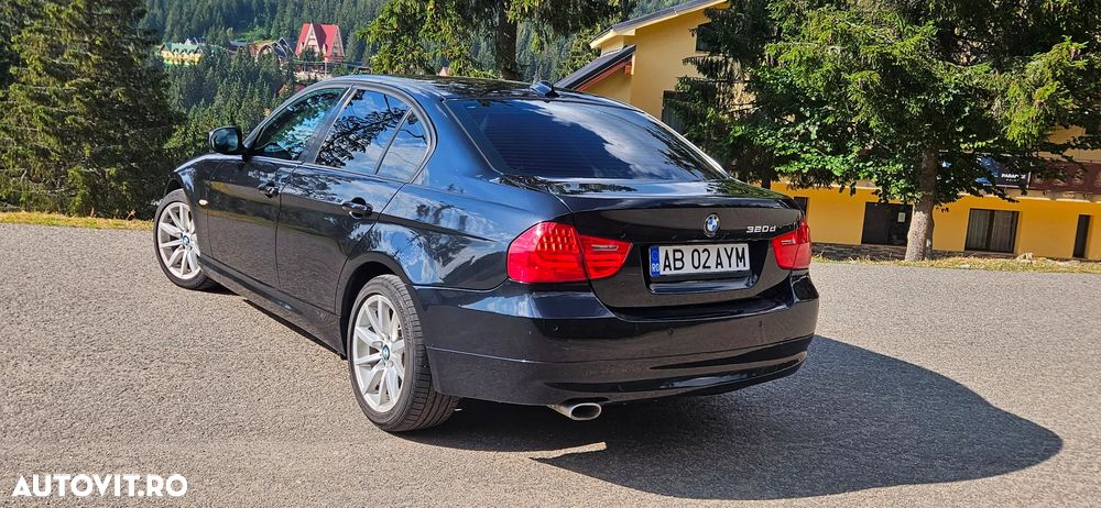 BMW Seria 3 320d xDrive - 3
