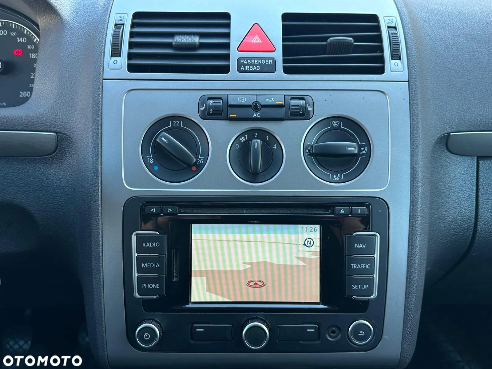 Volkswagen Touran - 6