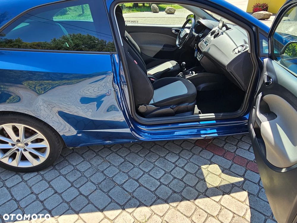 Seat Ibiza SC 1.4 16V Sport - 12