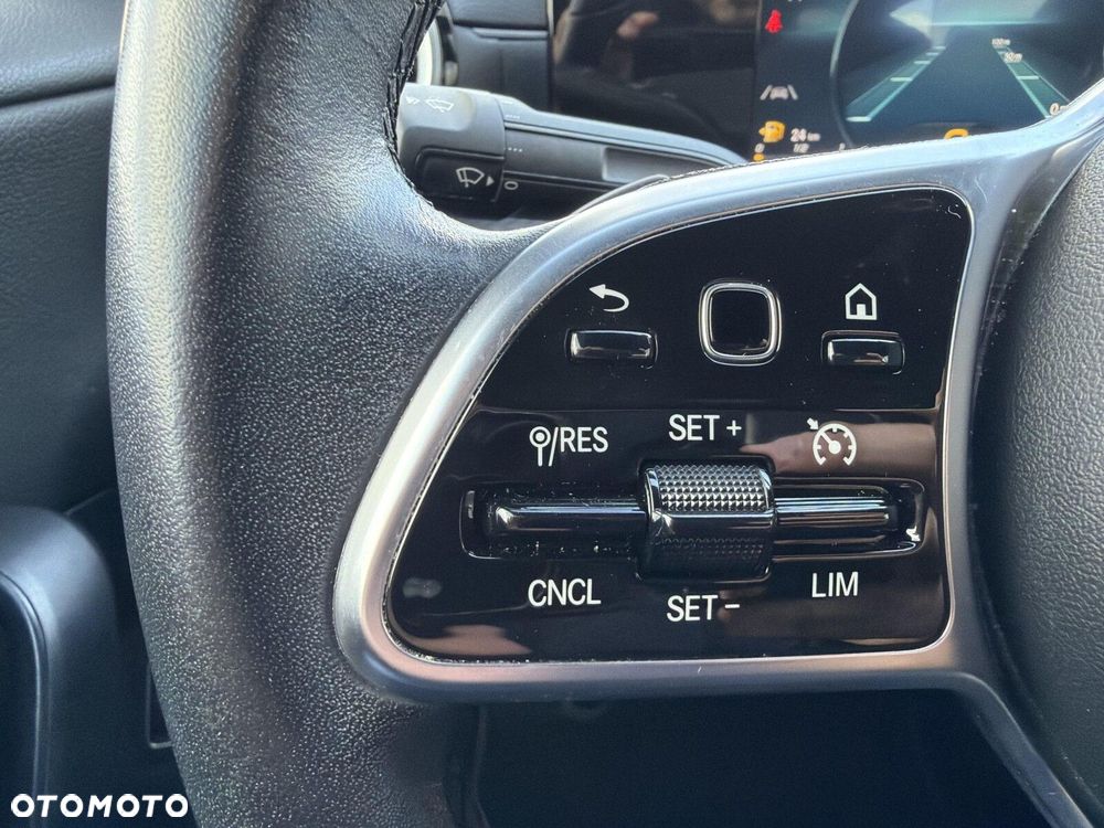 Mercedes-Benz CLA - 14