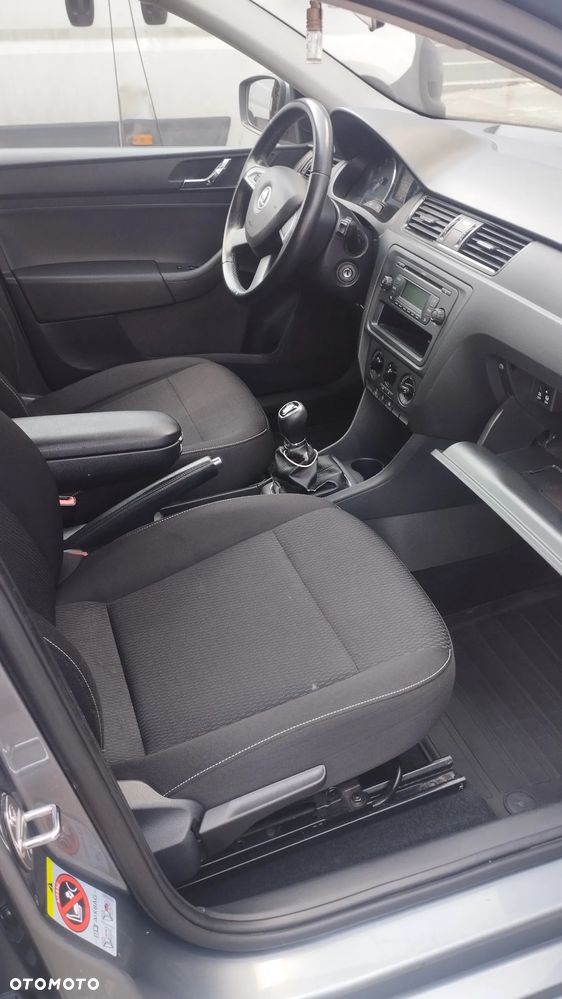 Skoda RAPID 1.2 TSI Ambition - 24