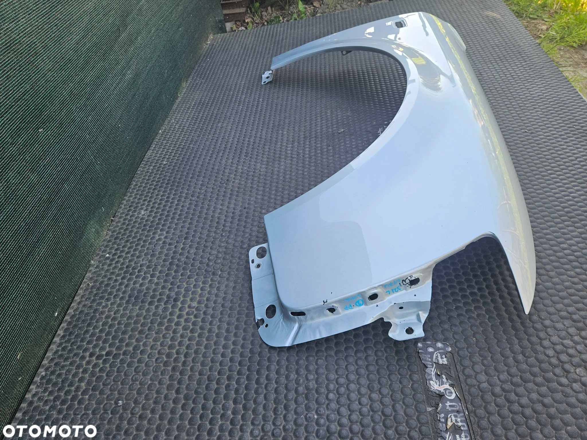 Błotnik Nadkole Przod Przedni LY7W Srebrny Prawy Audi A4 B6 Sedan Kombi - 24