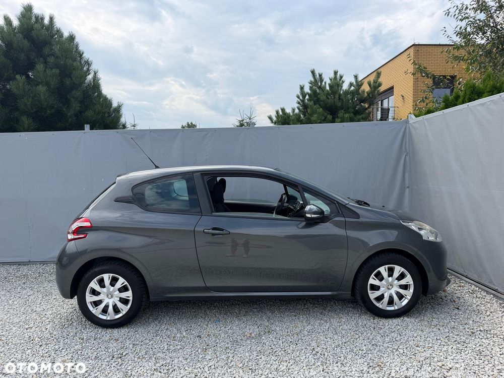 Peugeot 208 1.2 PureTech Active - 4
