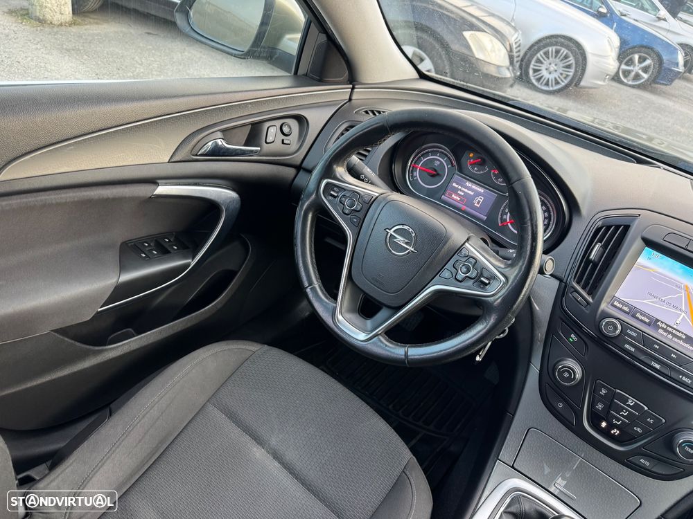 Opel Insignia 2.0 CDTI executive S/S - 13