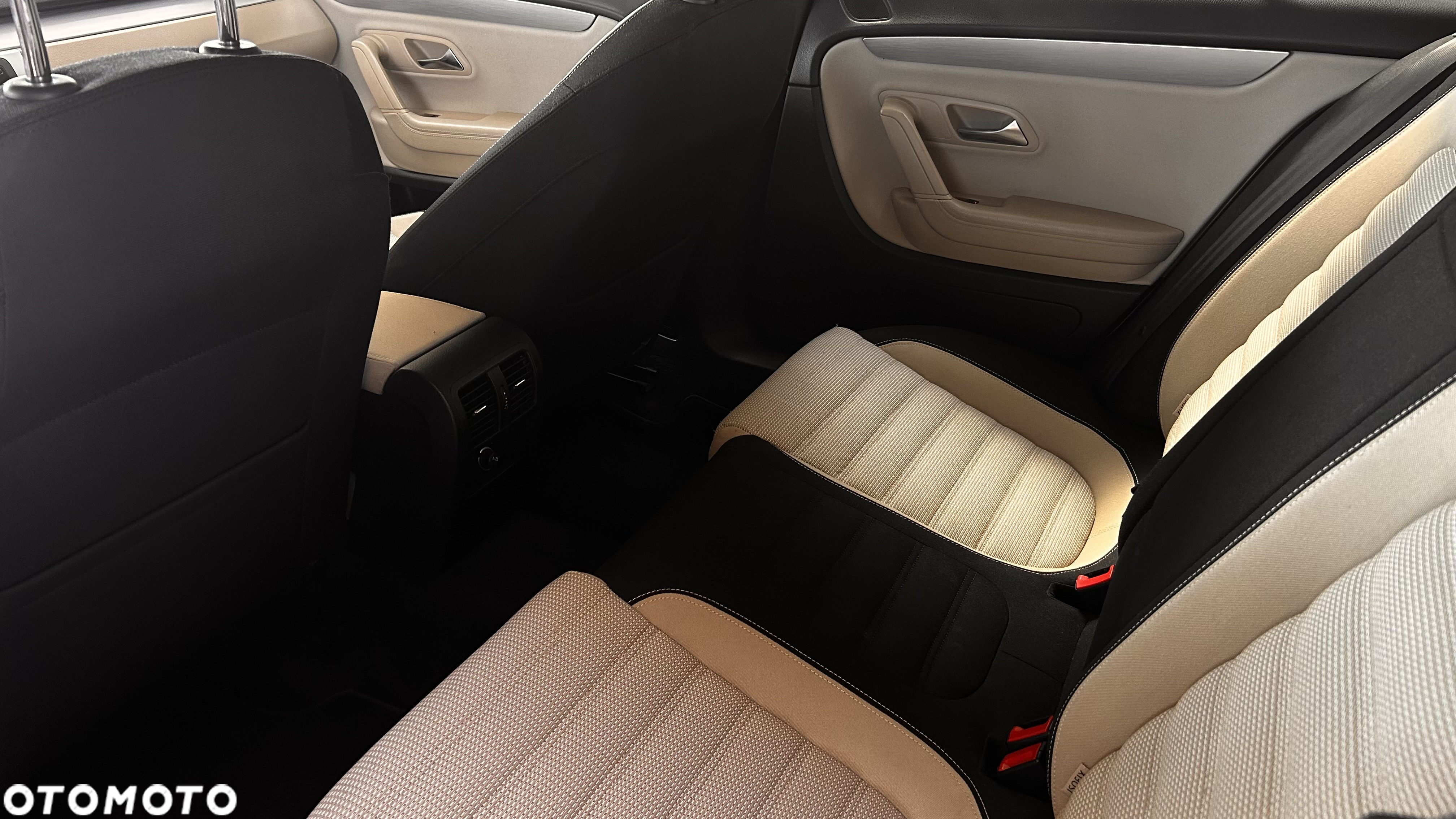 Volkswagen CC 1.4 TSI BMT DSG - 14