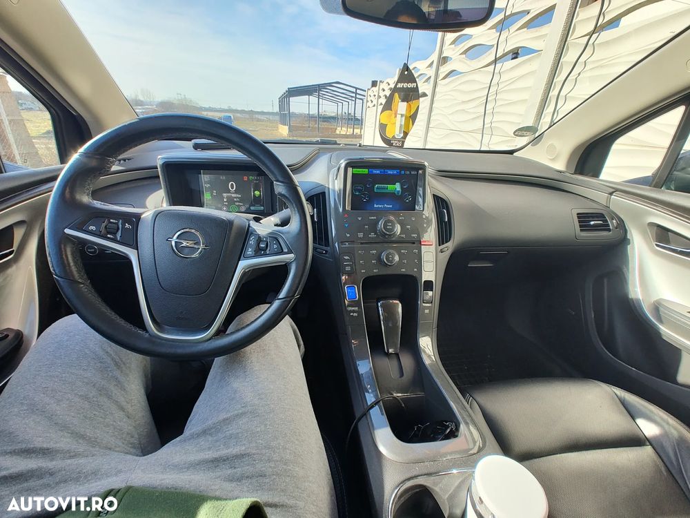 Opel Ampera - 14